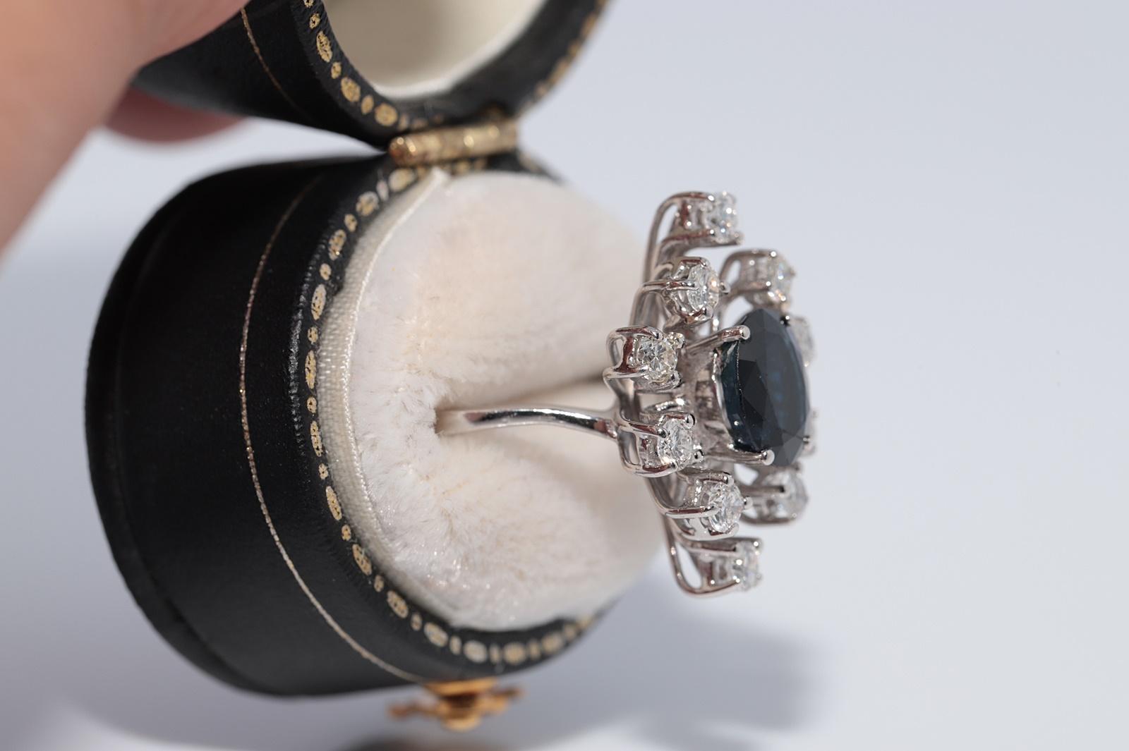 Navette-Ring aus 18 Karat Gold mit natürlichem Diamant und Saphir, Vintage, ca. 1970er Jahre (Kunsthandwerker*in) im Angebot