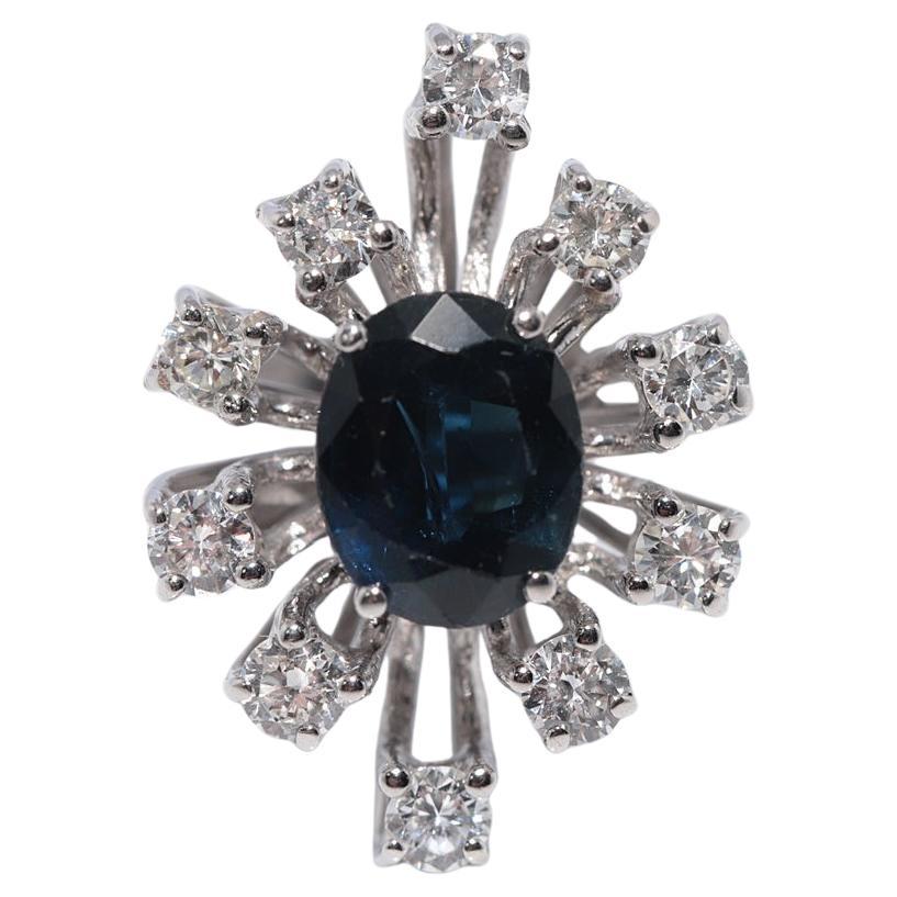 Bague navette vintage des années 1970 en or 18 carats avec diamants naturels et saphirs