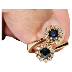 Vintage Circa 1970s 18k Gold Natural Diamond And Sapphire Ring