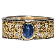 Vintage Circa 1970s 18k Gold Natural Diamond And Sapphire Ring 