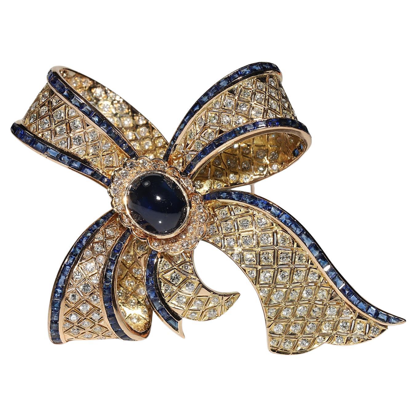 Vintage Circa 1970s 18k Gold Natural Diamond And Sapphire Strong Brooch For Sale