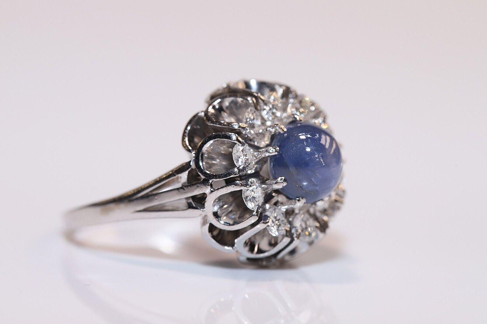 Brilliant Cut Vintage Circa 1970s 18k Gold Natural Diamond And Star Sapphire Decorated Ring