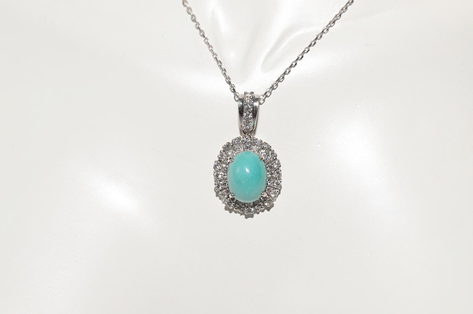Brilliant Cut Vintage Circa 1970s 18k Gold Natural Diamond And Turquoise Pendant Necklace For Sale