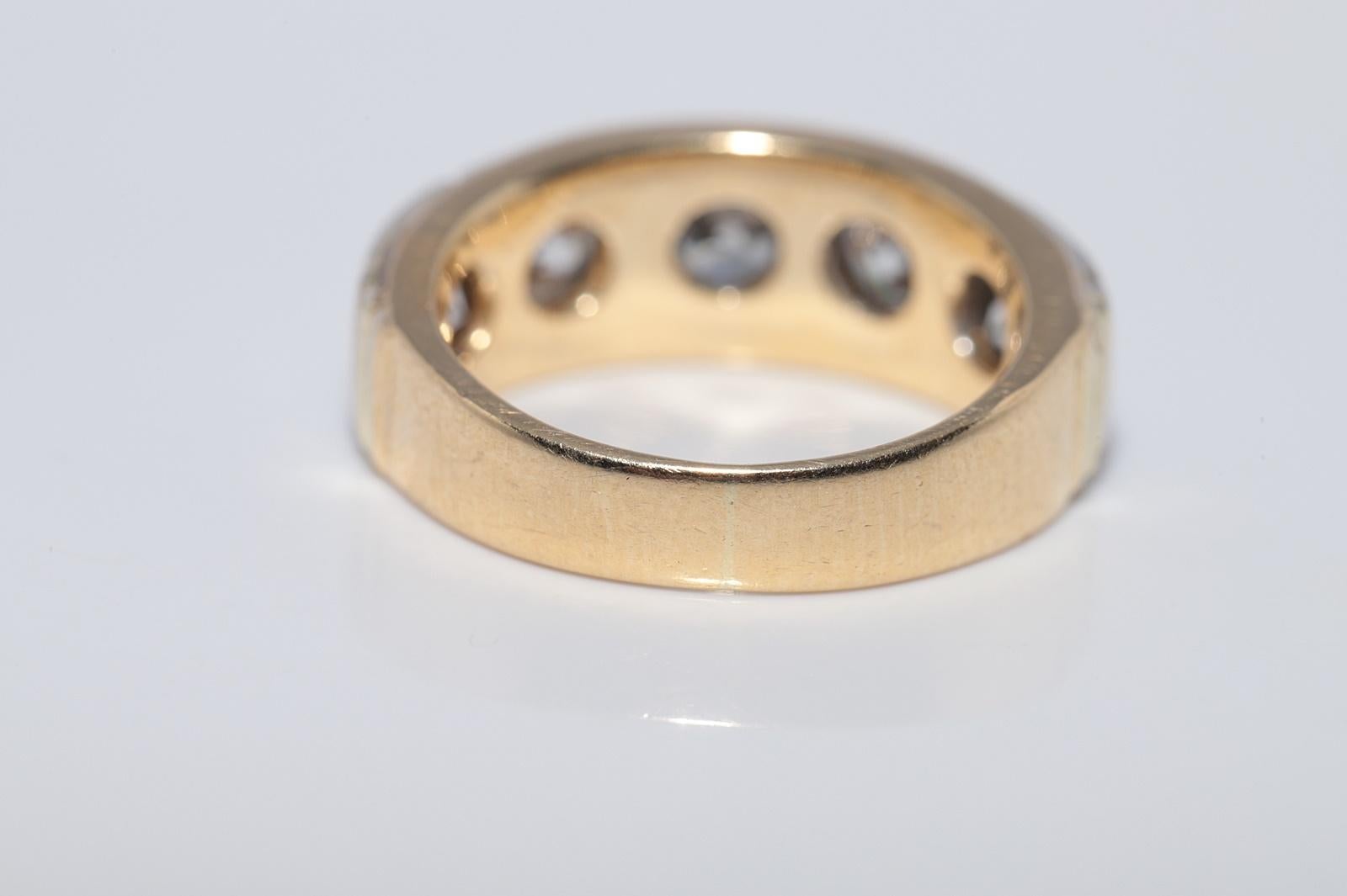 Anello a fascia decorato con diamanti naturali in oro 18k, CIRCA ANNI 70 in vendita 7