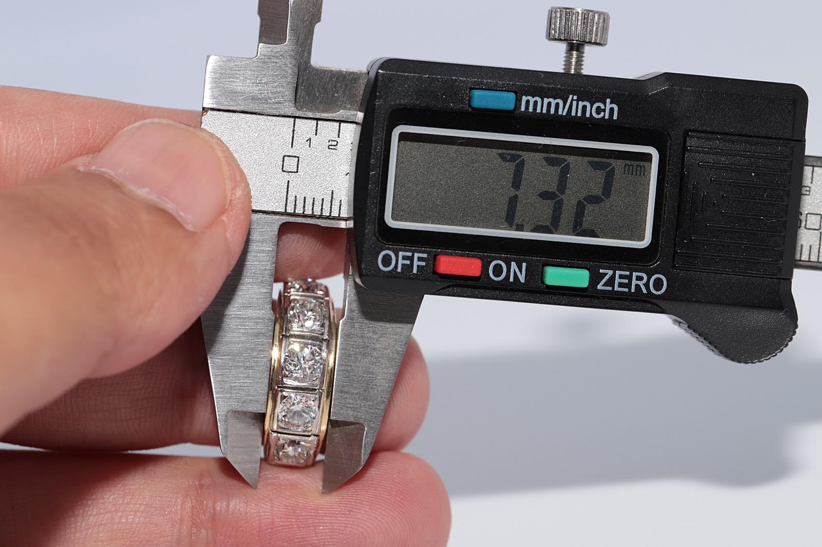 Anello a fascia decorato con diamanti naturali in oro 18k, CIRCA ANNI 70 in vendita 10