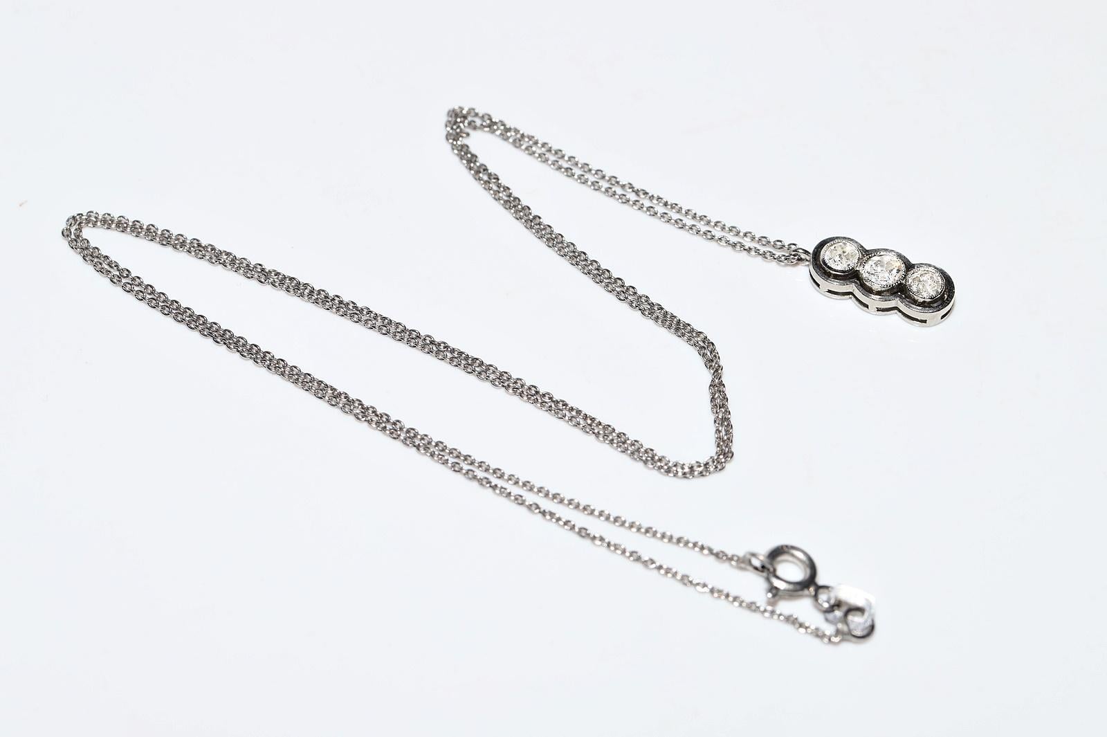 Vintage CIRCA 1970er Jahre 18k Gold natürlichen Diamanten verziert Anhänger Halskette im Angebot 4