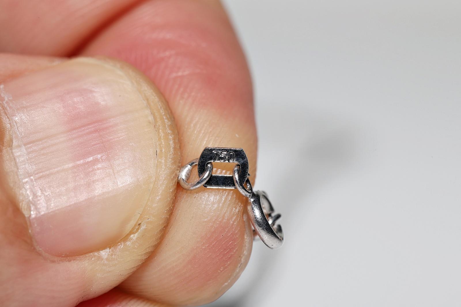 Vintage CIRCA 1970er Jahre 18k Gold natürlichen Diamanten verziert Anhänger Halskette im Angebot 2