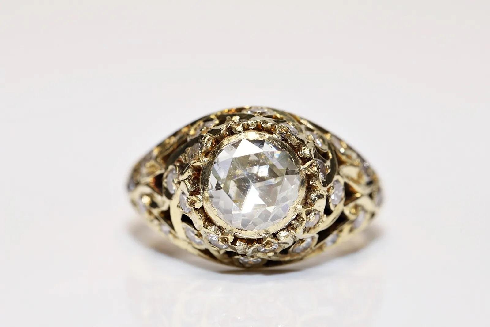 Vintage Circa 1970s 18k Gold Natural Diamond Decorated Ring For Sale 4