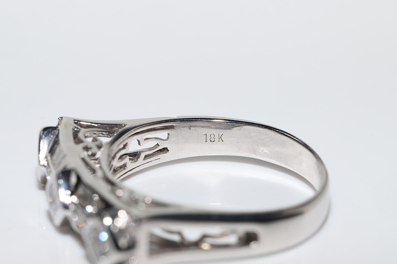 Vintage Circa 1970s 18k Gold Natural Diamond Decorated Ring For Sale 4