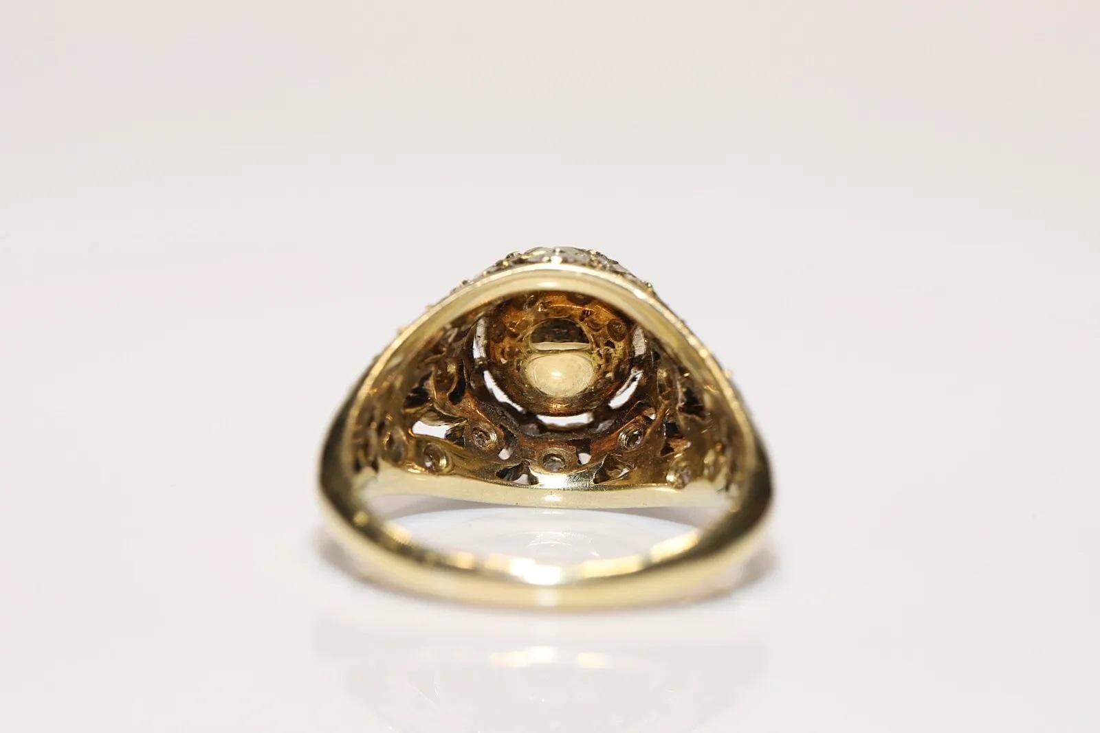Vintage Circa 1970s 18k Gold Natural Diamond Decorated Ring For Sale 2