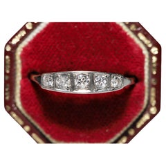 Vintage Circa 1970s 18k Gold Natural Diamond Decorated Ring 