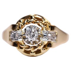 Vintage Circa 1970s 18k Gold Natural Diamond Decorated Ring 