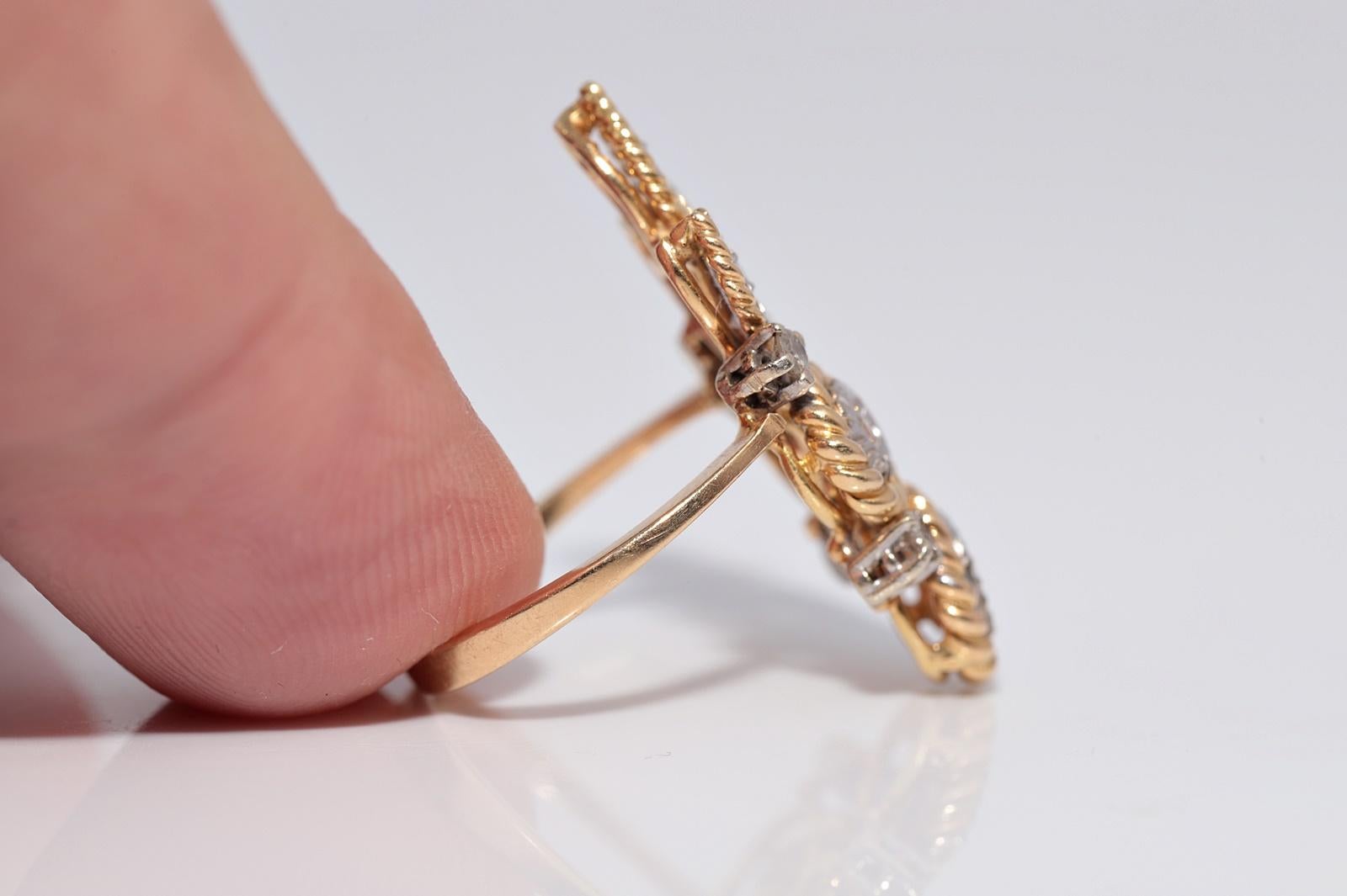Vintage Circa 1970er Jahre 18k Gold Natürlicher Diamant Dekorierter Seil Design Ring im Zustand „Gut“ im Angebot in Fatih/İstanbul, 34