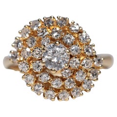 Vintage Circa 1970s 18k Gold Natural Diamond Decorated Snail Style Ring
