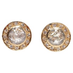 Pendiente Solitario Vintage Circa 1970s Oro 18k Decorado con Diamantes Naturales