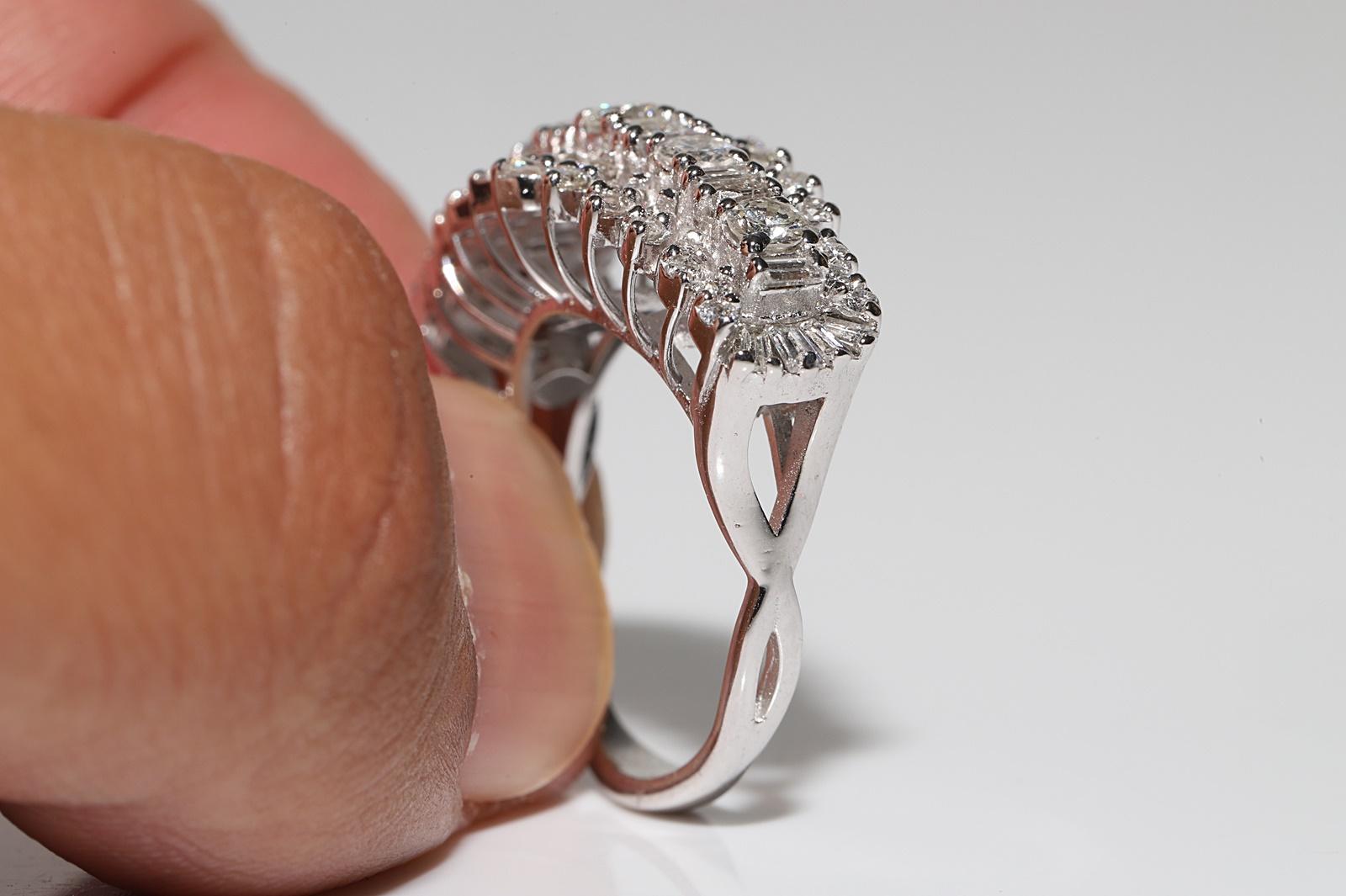 Anello forte in oro 18k con diamanti naturali decorati, CIRCA ANNI 70 in vendita 7