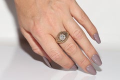 Vintage Circa 1970er Jahre 18k Gold Natürlicher Diamant Dekorierter starker Ring