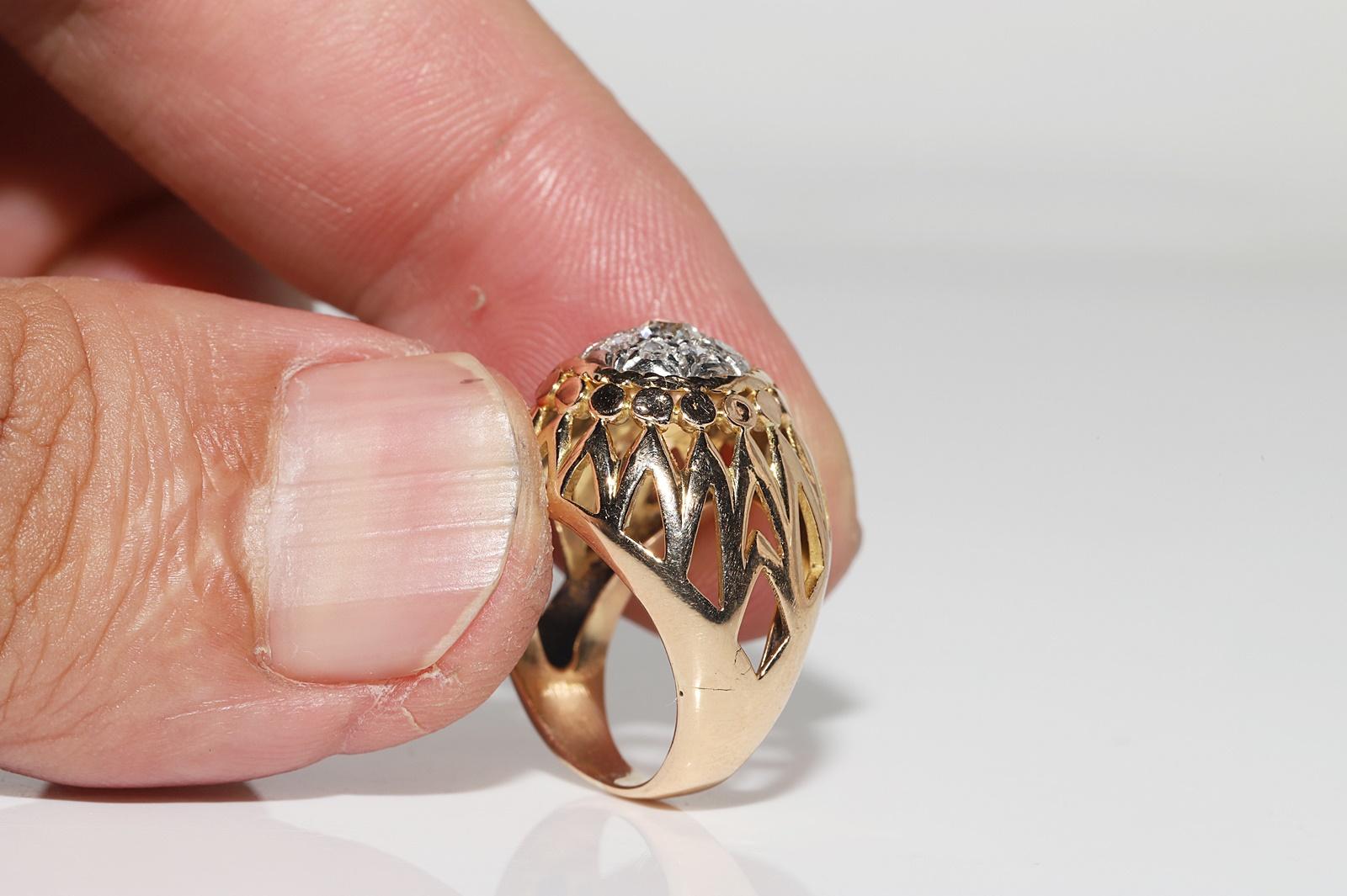 Anillo Fuerte Vintage Circa 1970s Oro 18k Decorado con Diamantes Naturales en venta 2