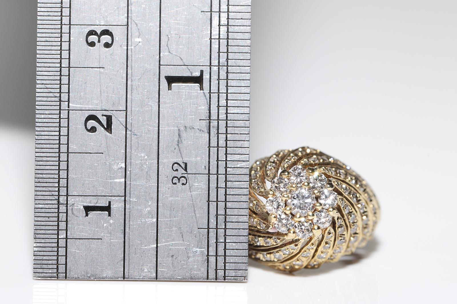 Anello forte in oro 18k con diamanti naturali decorati, CIRCA ANNI 70 in vendita 3