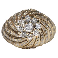 Vintage Circa 1970er Jahre 18k Gold Natürlicher Diamant Dekorierter starker Ring 