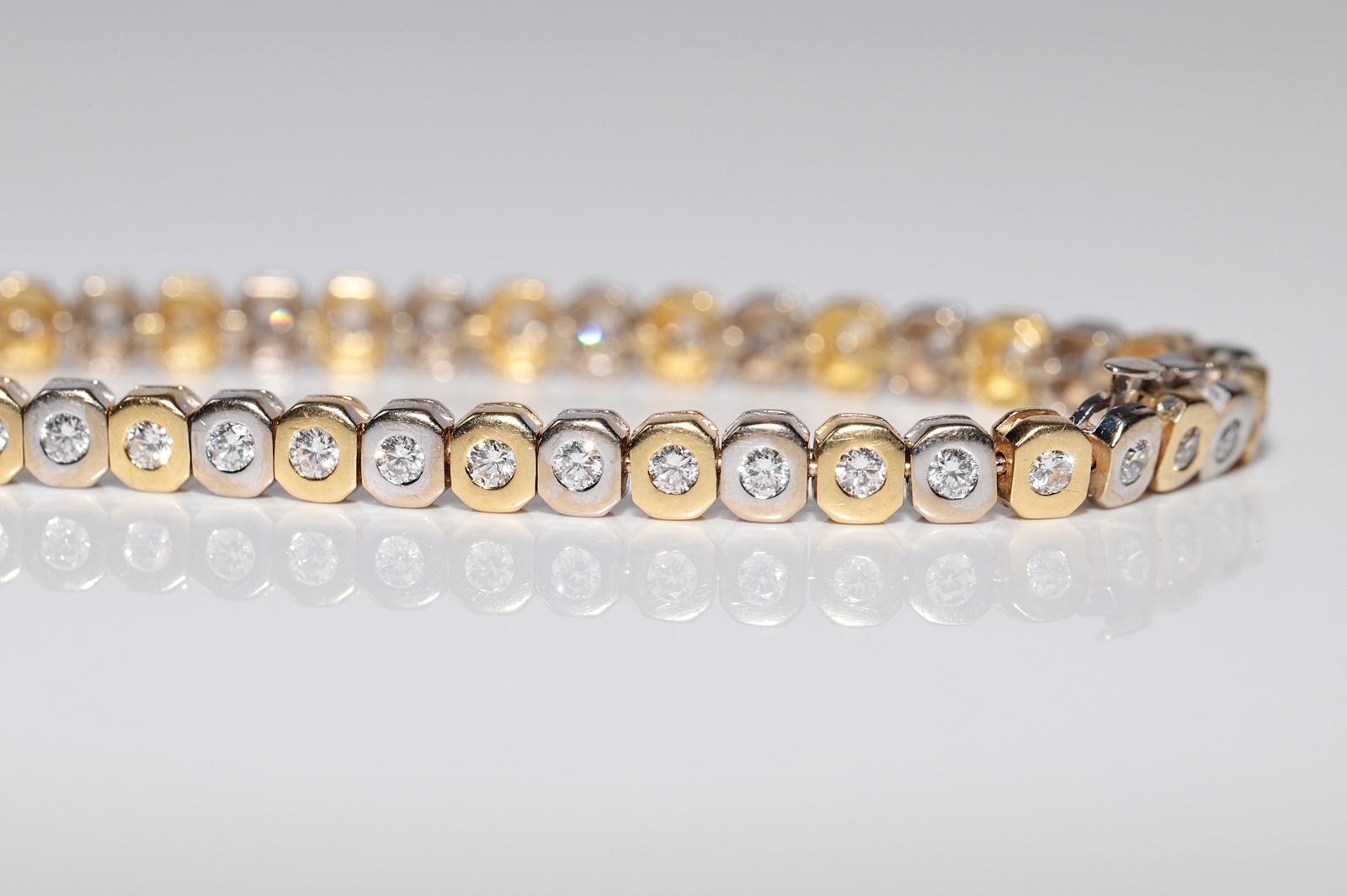 Brilliant Cut Vintage Circa 1970s 18k Gold Natural Diamond Decorated Tennis Bracelet For Sale