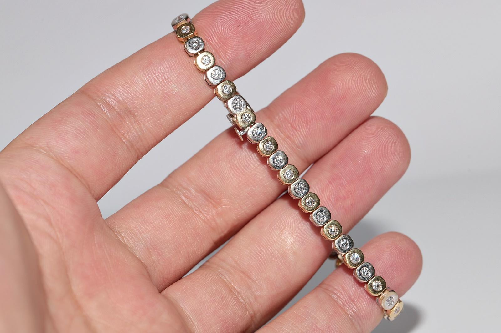 Vintage Circa 1970s 18k Gold Natural Diamond Decorated Tennis Bracelet For Sale 1