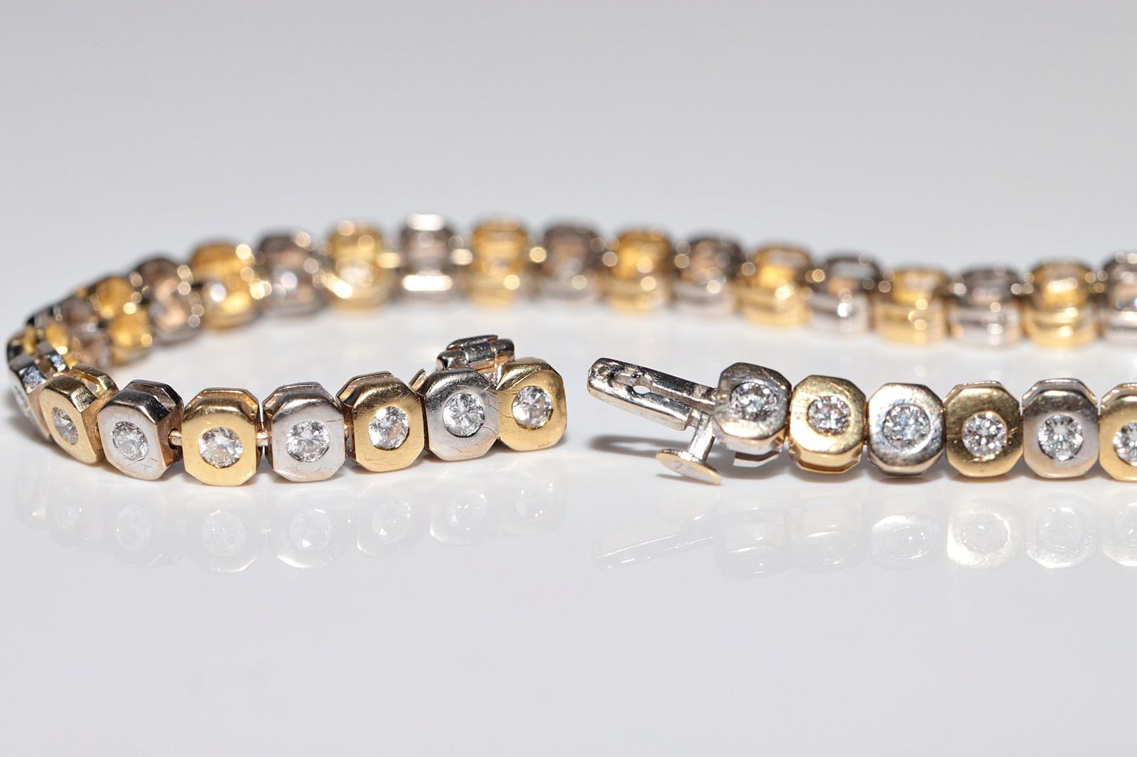 Vintage Circa 1970s 18k Gold Natural Diamond Decorated Tennis Bracelet For Sale 3