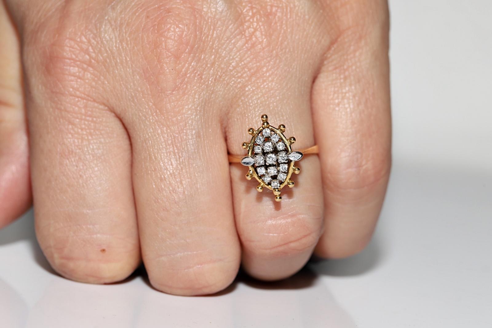 Anello Navette con diamanti naturali in oro 18 carati, vintage, circa anni '70 in vendita 6