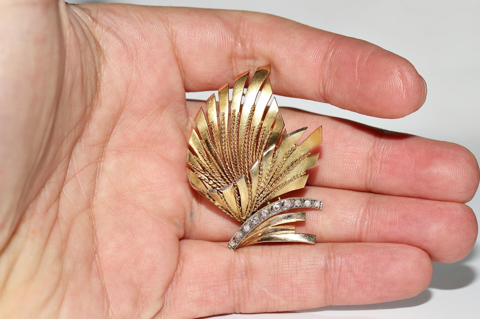 Vintage CIRCA 1970s 18k Gold Natürliche Rose Cut Diamond Leaf Style Brosche im Angebot 7