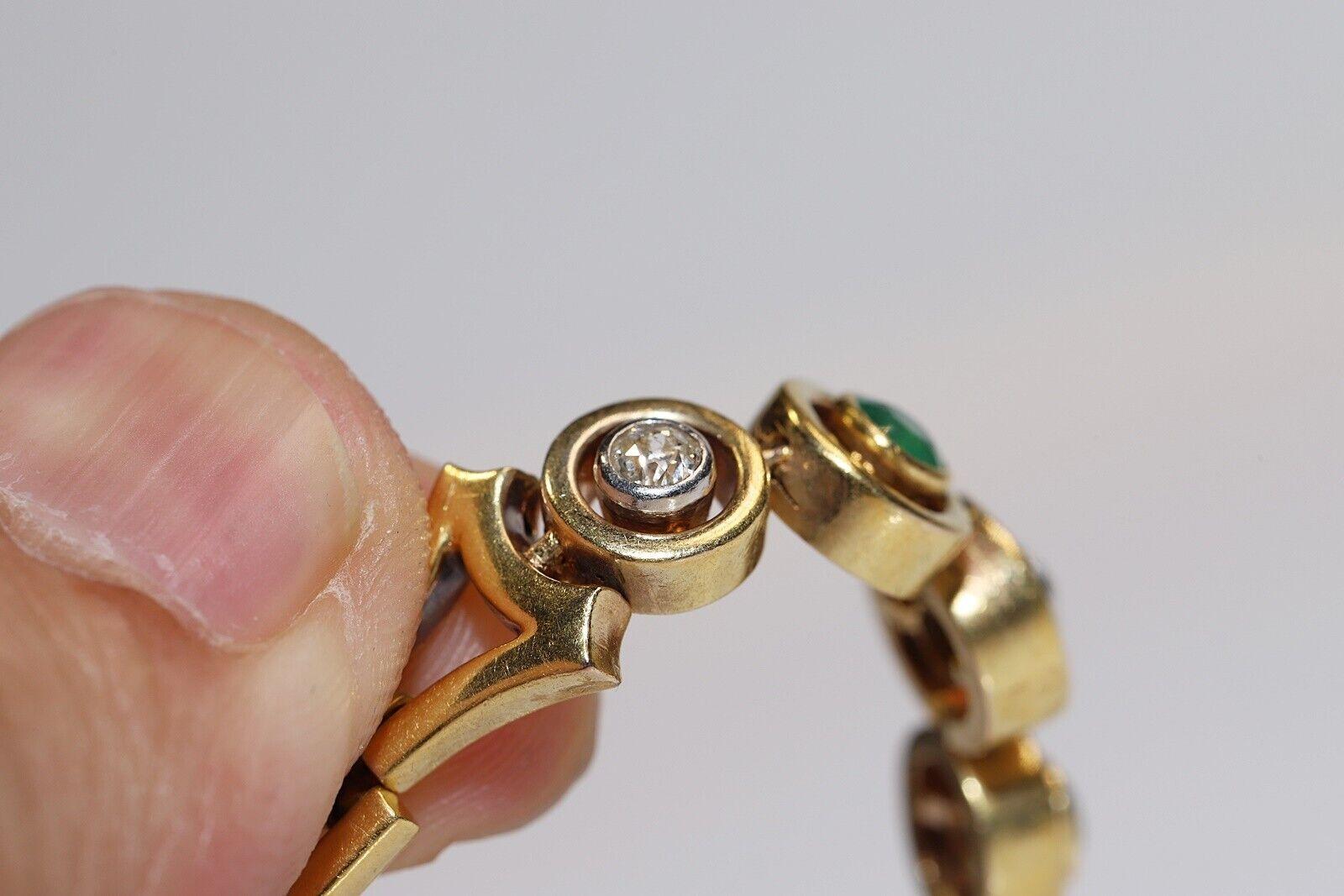 Bracelet tennis vintage des années 1970, 18 carats, diamants naturels taille ancienne et émeraudes en vente 5