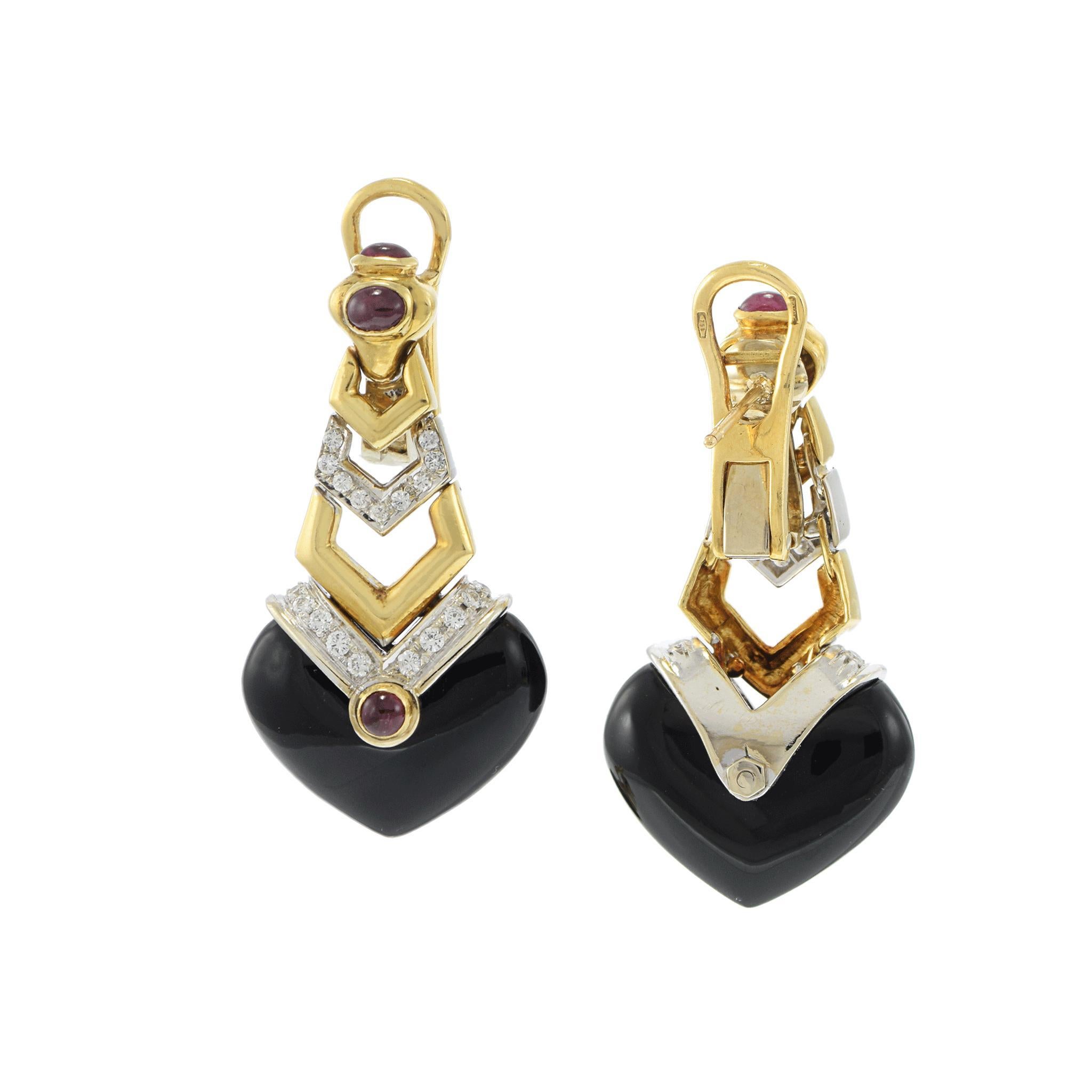 Vintage Circa 1970s 18KT Onyx, Ruby, and Diamond Drop Earrings en venta 1