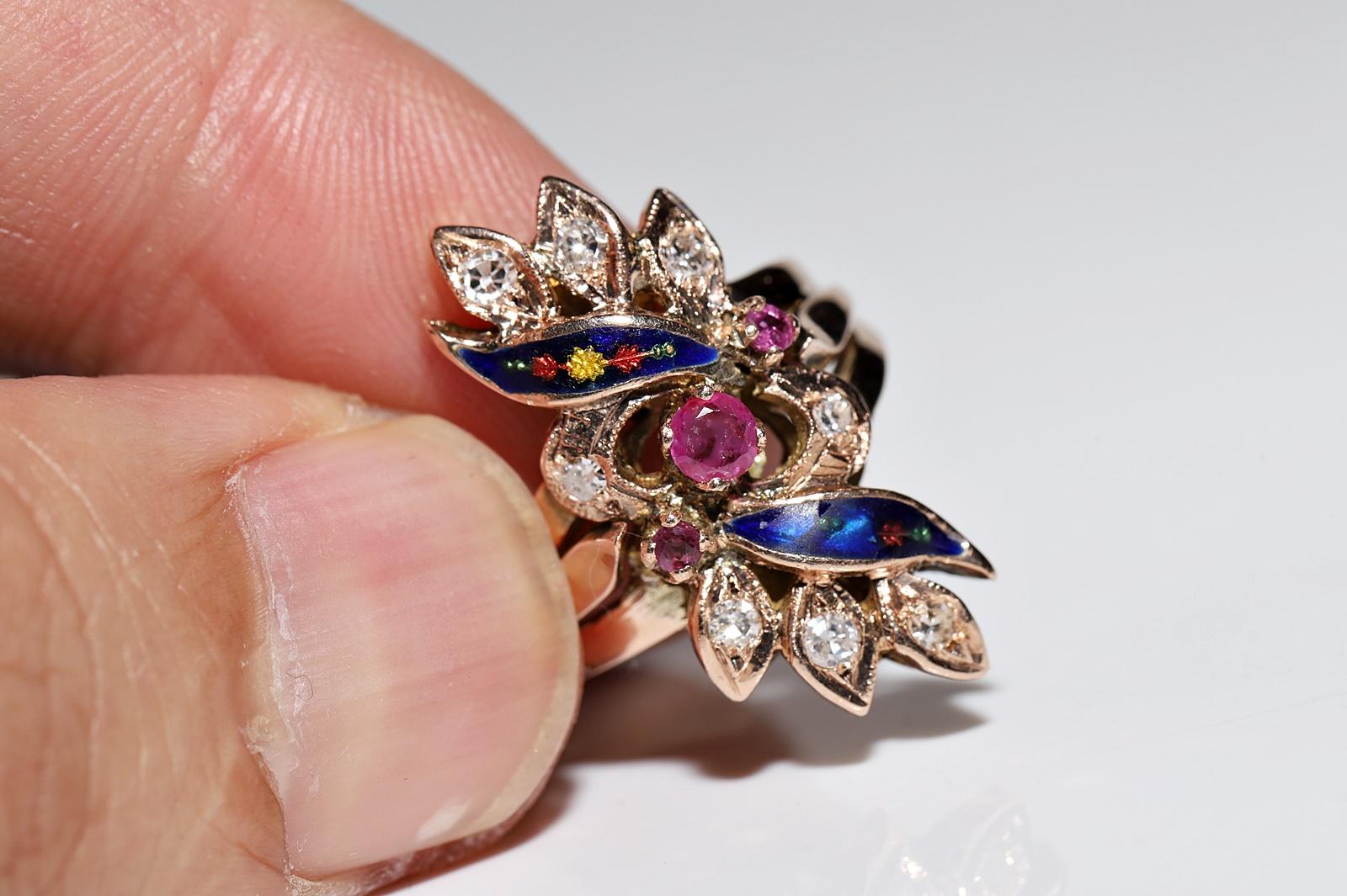 Vintage Circa 1970s 8k Gold Natural Diamond And Ruby Decorated Enamel Ring For Sale 7