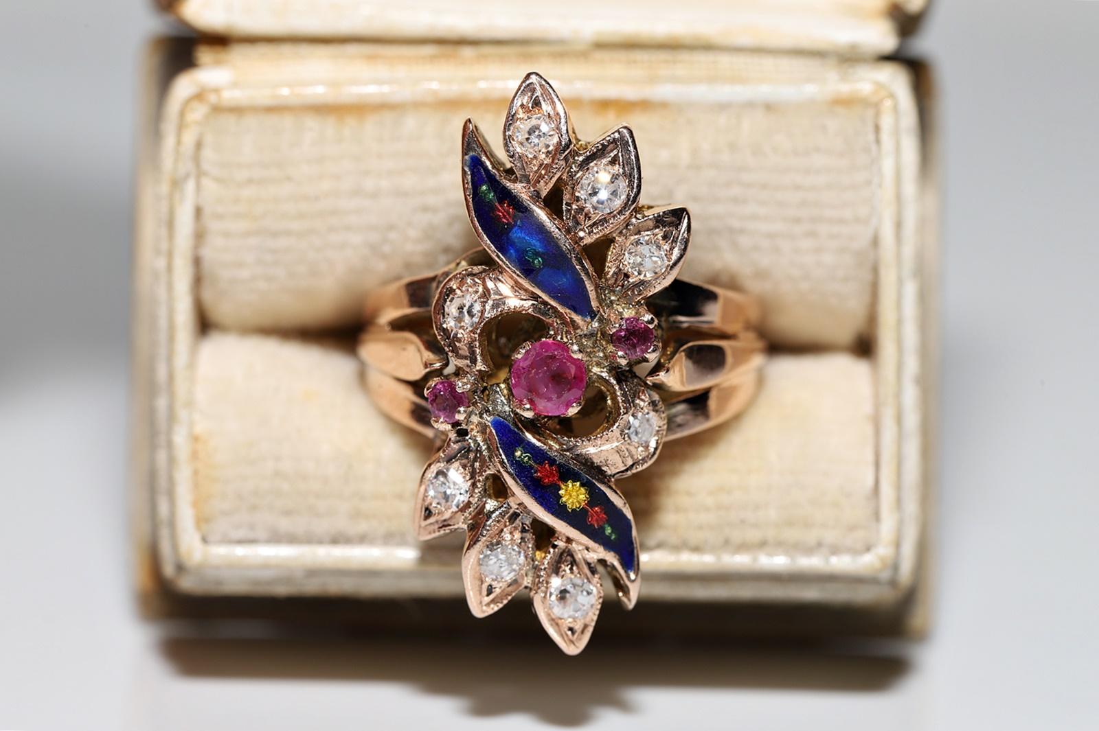Vintage Circa 1970s 8k Gold Natural Diamond And Ruby Decorated Enamel Ring In Good Condition For Sale In Fatih/İstanbul, 34