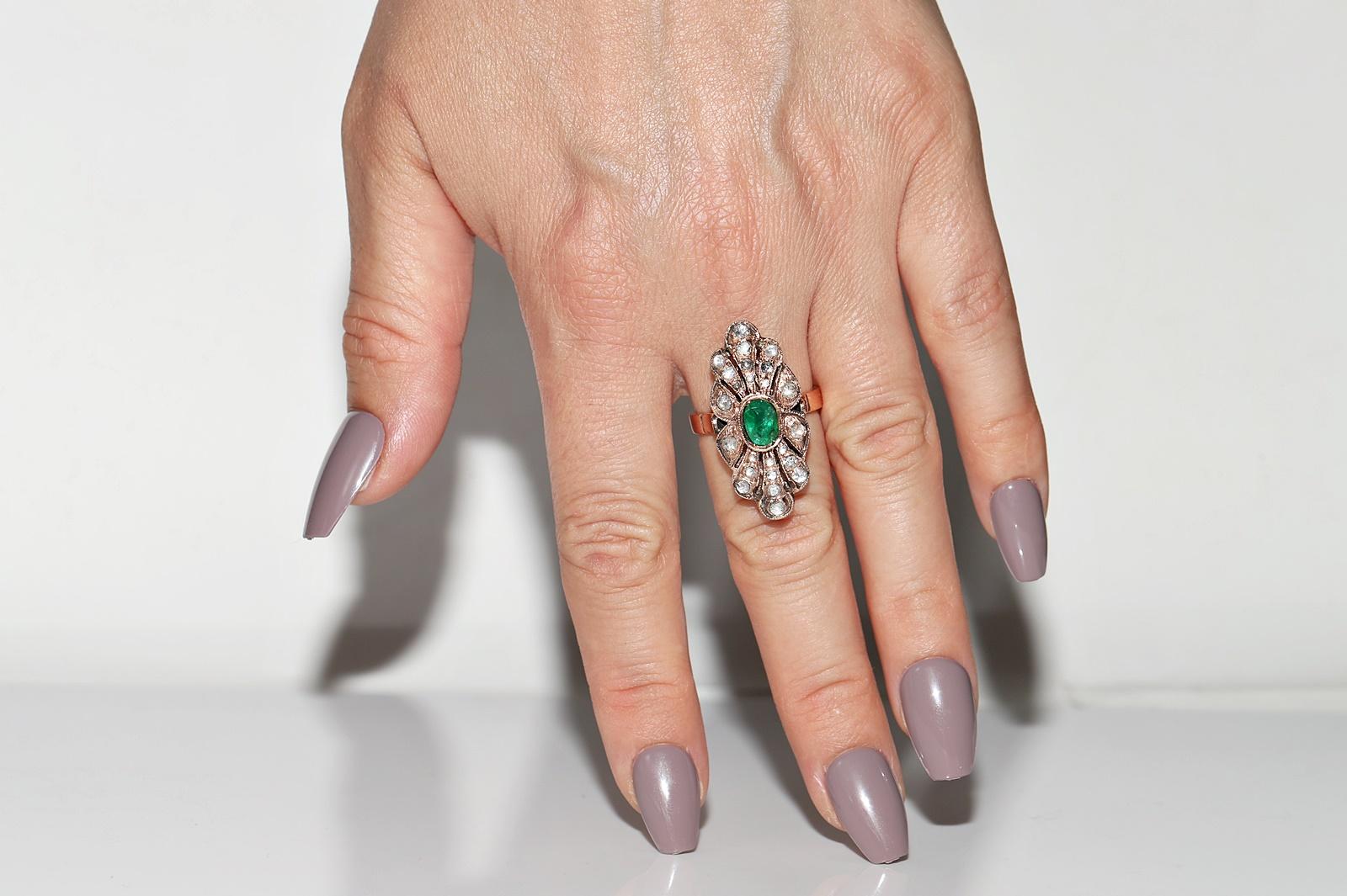 Vintage CIRCA 1970s 8k Gold Natürliche Rose Cut Diamant und Smaragd Navette Ring im Angebot 6