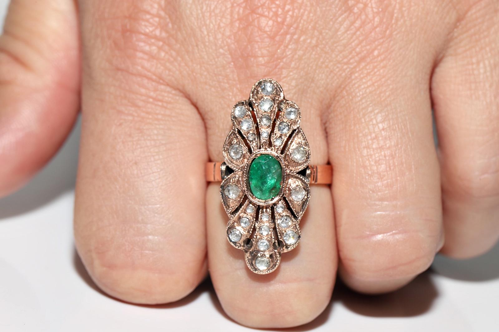 Vintage CIRCA 1970s 8k Gold Natürliche Rose Cut Diamant und Smaragd Navette Ring im Angebot 7