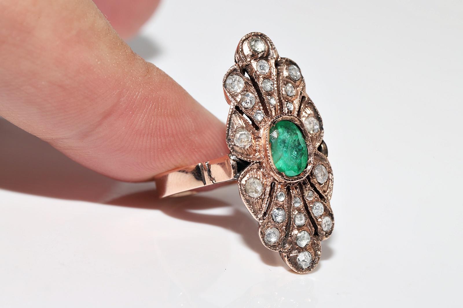 Vintage CIRCA 1970s 8k Gold Natürliche Rose Cut Diamant und Smaragd Navette Ring (Rosenschliff) im Angebot