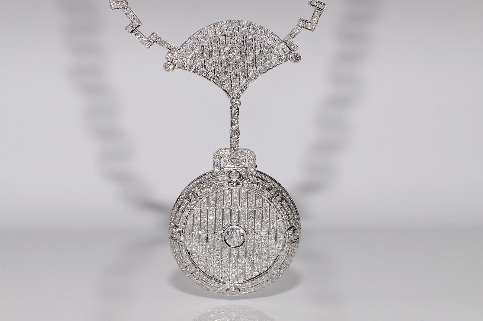 In very good condition.
Total weight is 47 grams.
Totally is diamond about 9 ct.
The diamond is has G-H-I color and vvs-vs-s1 clarity.
Total lenght is chain 40 cm.
Please contact for any questions.