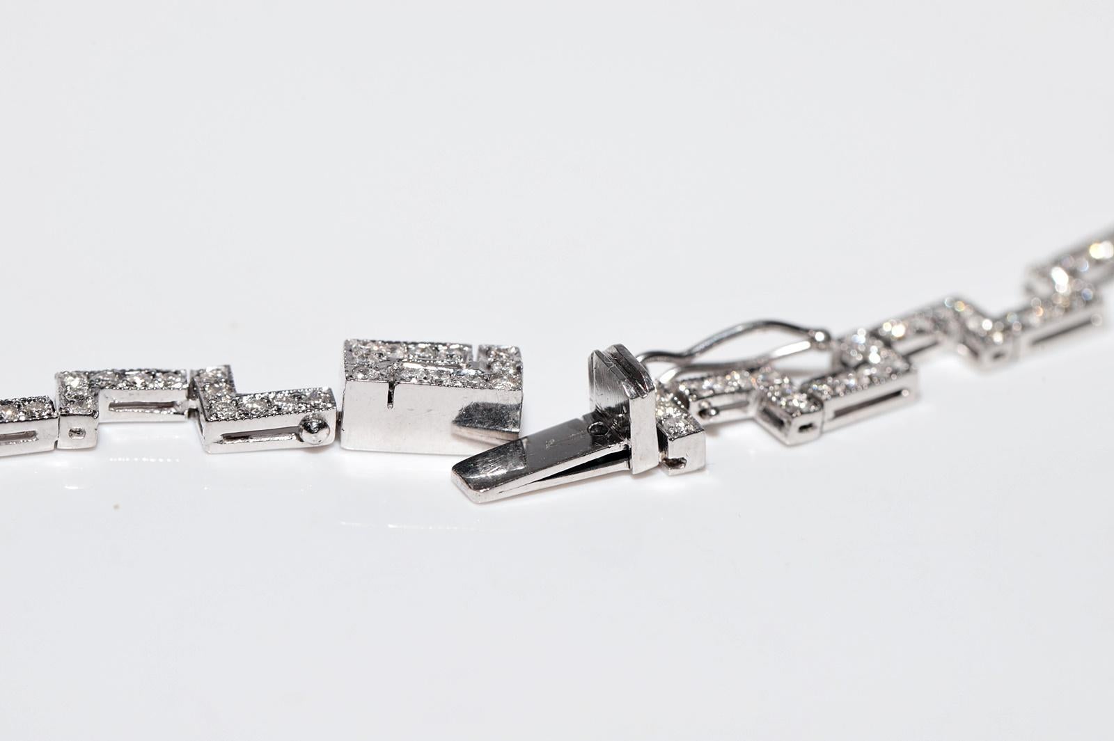 Vintage Circa 1970s Art Deco Platinum Natural Diamond Decorated Necklace For Sale 4