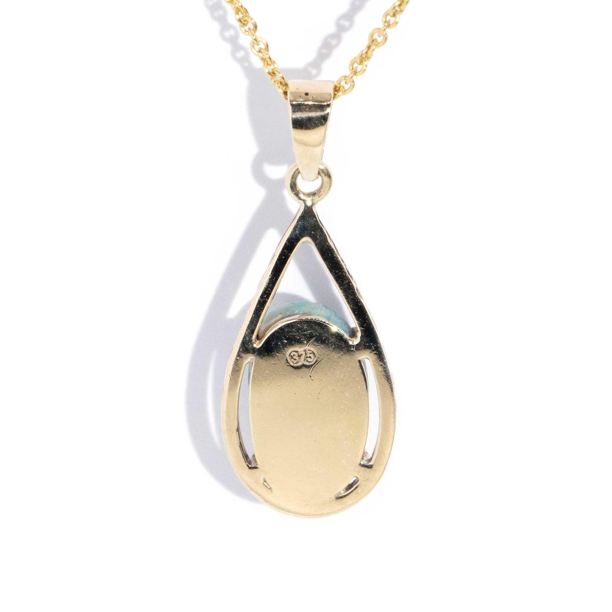 Vintage Circa 1970s Australian Black Opal Pendant 9 Carat Gold For Sale 1