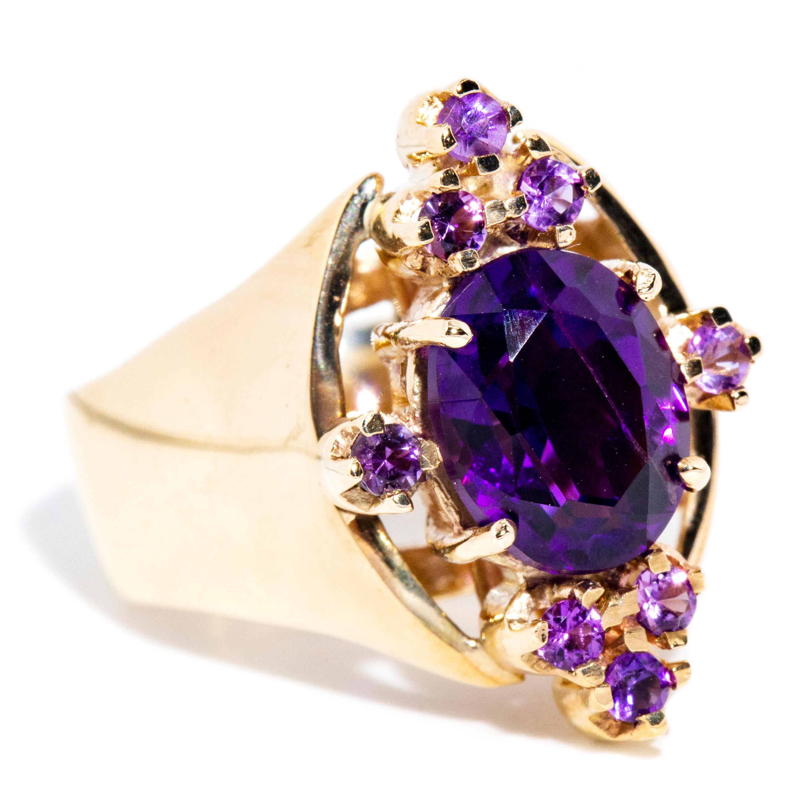 Oval Cut Vintage Circa 1970s Deep Purple Amethyst Cluster Cocktail Ring 9 Carat Gold For Sale