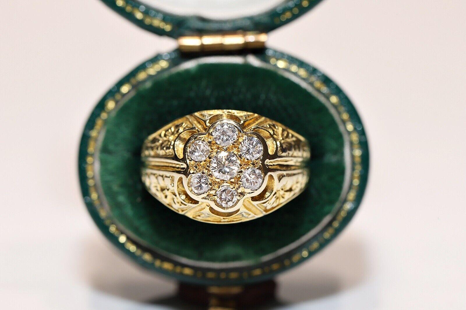 Vintage CIRCA 1970er Jahre handgefertigt 14k Gold natürlichen Diamanten verziert Ring im Angebot 3