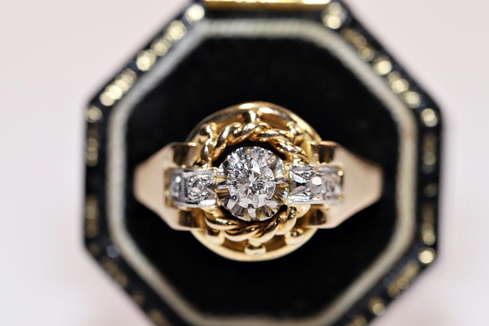 Vintage CIRCA 1970er Jahre handgefertigt 18k Gold natürlichen Diamanten verziert Ring im Angebot 4