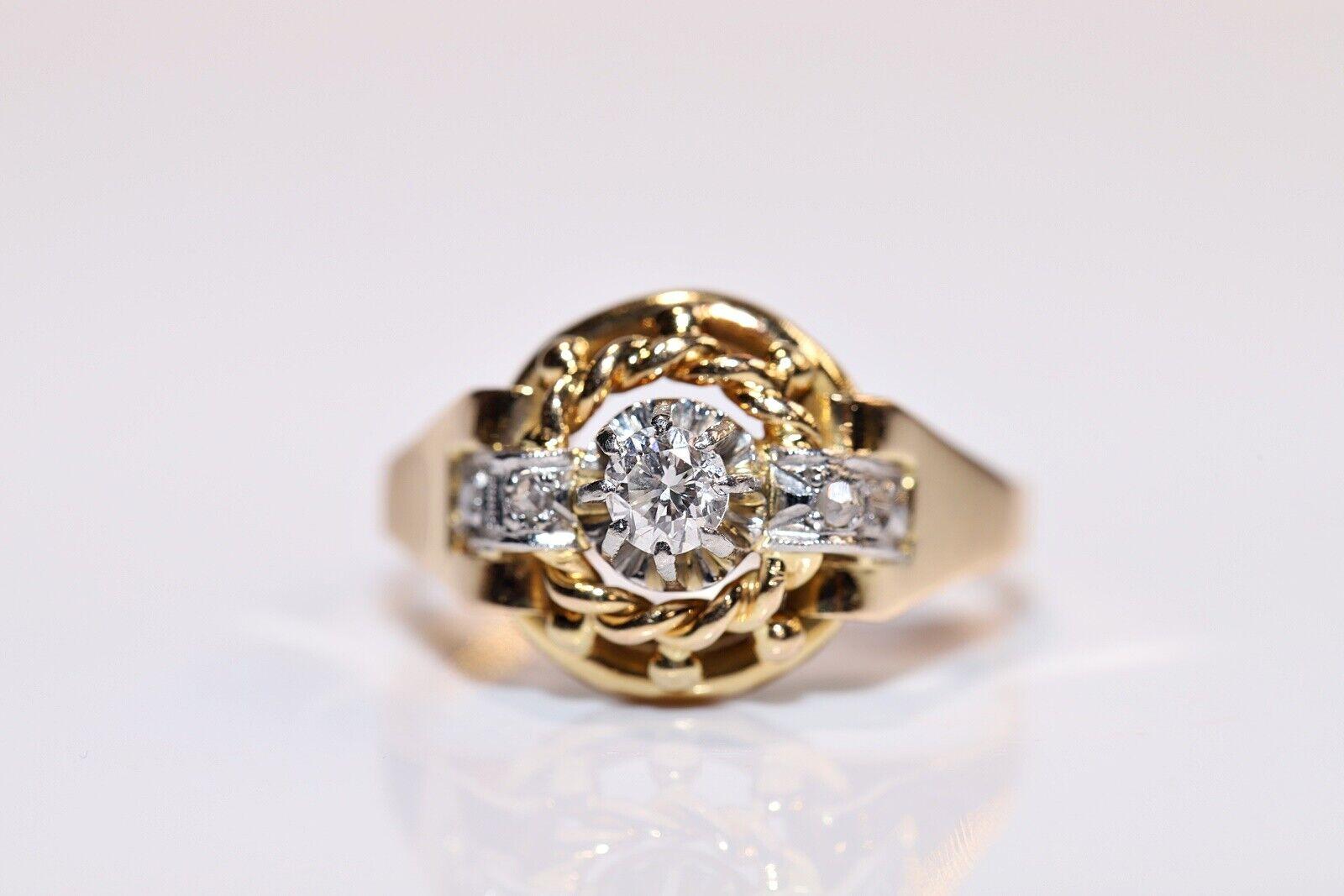 In sehr gutem Zustand.
Das Gesamtgewicht beträgt 4,7 Gramm.
Insgesamt ist Brillantschliff Diamant 0,25 Karat.
Insgesamt ist der Diamant im Rosenschliff 0,05 Karat.
Die Klarheit ist Diamant G Farbe und vs...
Ringgröße ist US 8.1 
Wir können jede