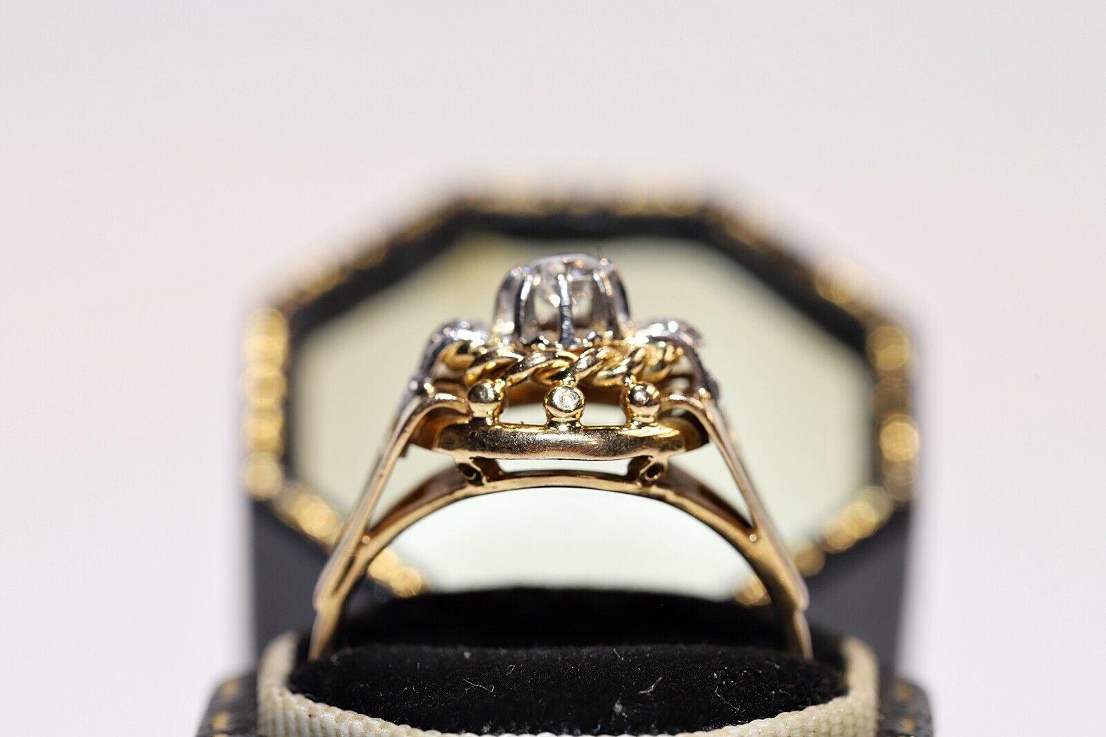 Vintage CIRCA 1970er Jahre handgefertigt 18k Gold natürlichen Diamanten verziert Ring im Angebot 3