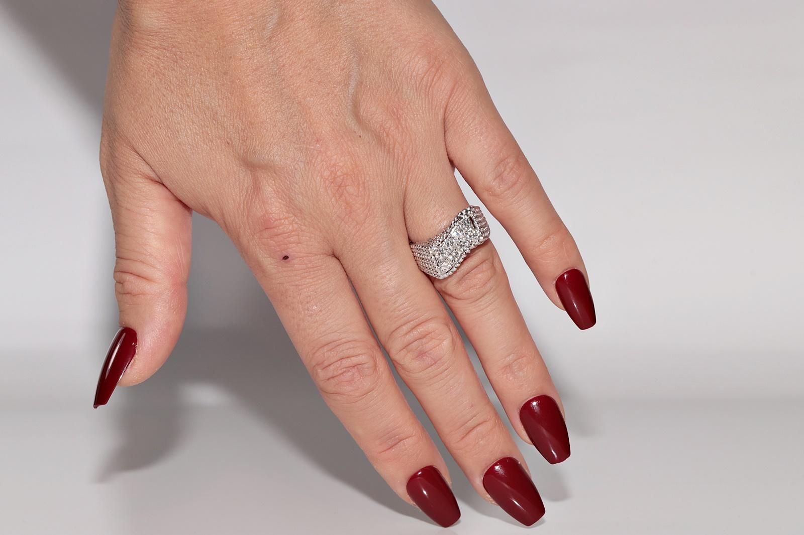 Vintage CIRCA 1970er Jahre Handgefertigt 18k Weißgold Natürlicher Diamant Starker Ring im Angebot 8