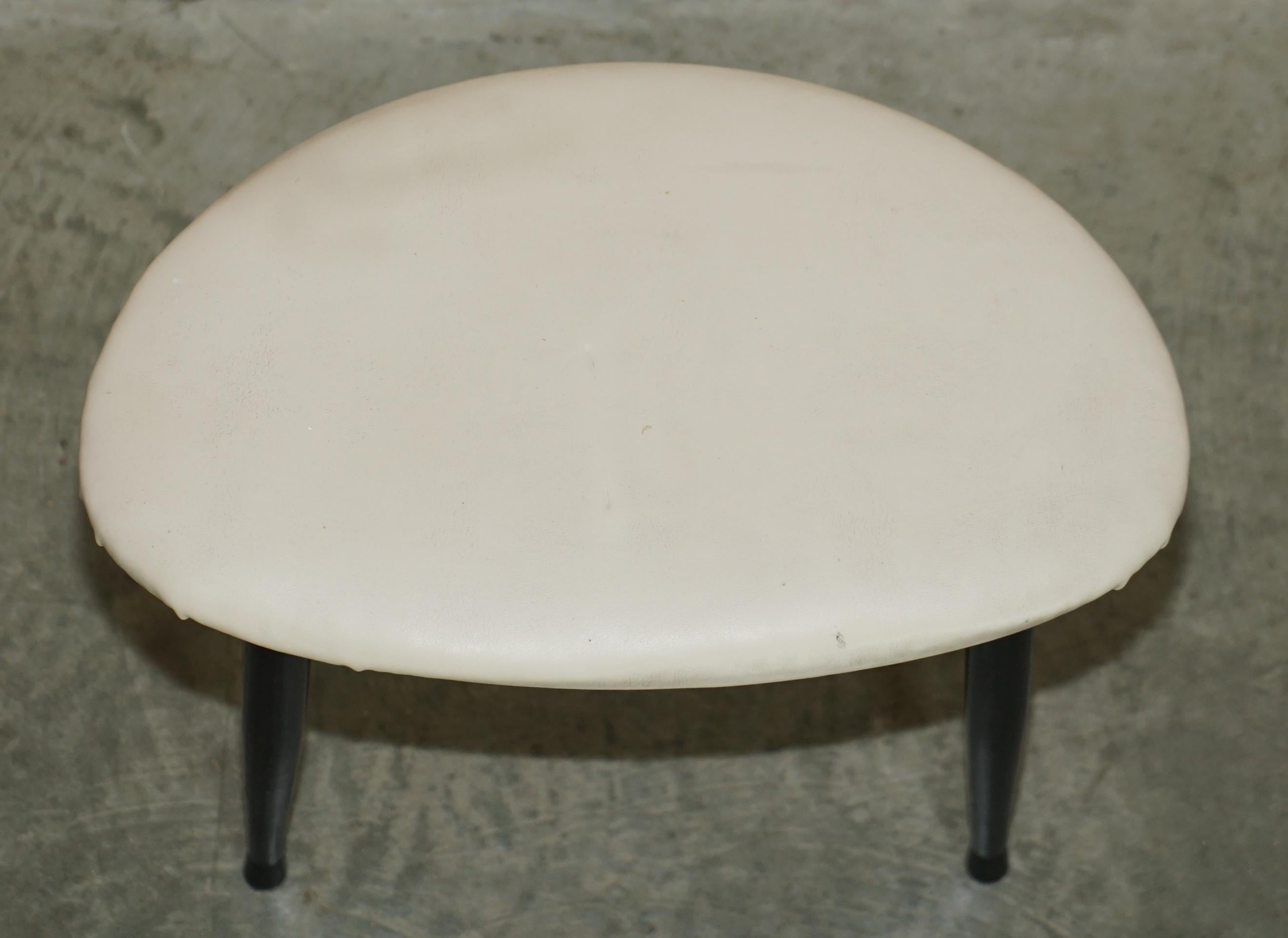 English Vintage circa 1970's Mid-Century Modern G Plan Style Side End Lamp Wine Table For Sale