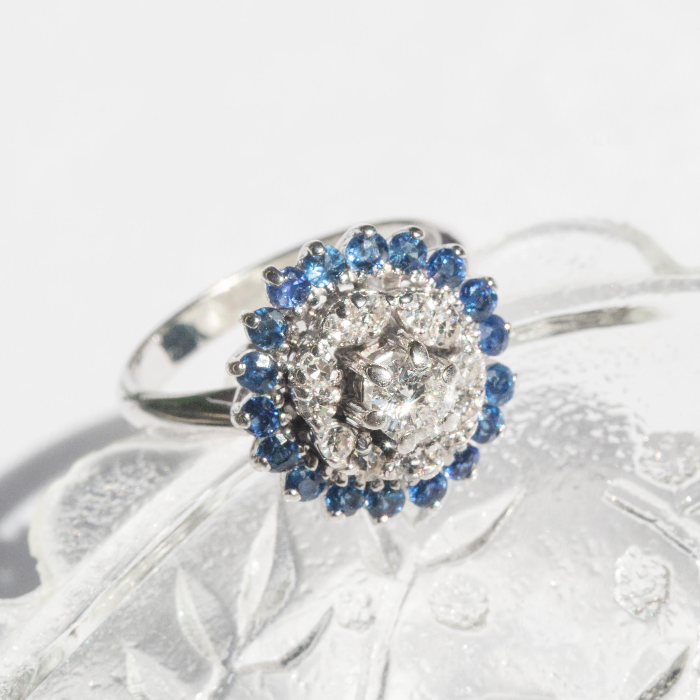 14 Karat Gold Halo-Ring mit natürlichem tiefblauem Saphir und Diamant, Vintage, ca. 1970er Jahre 4