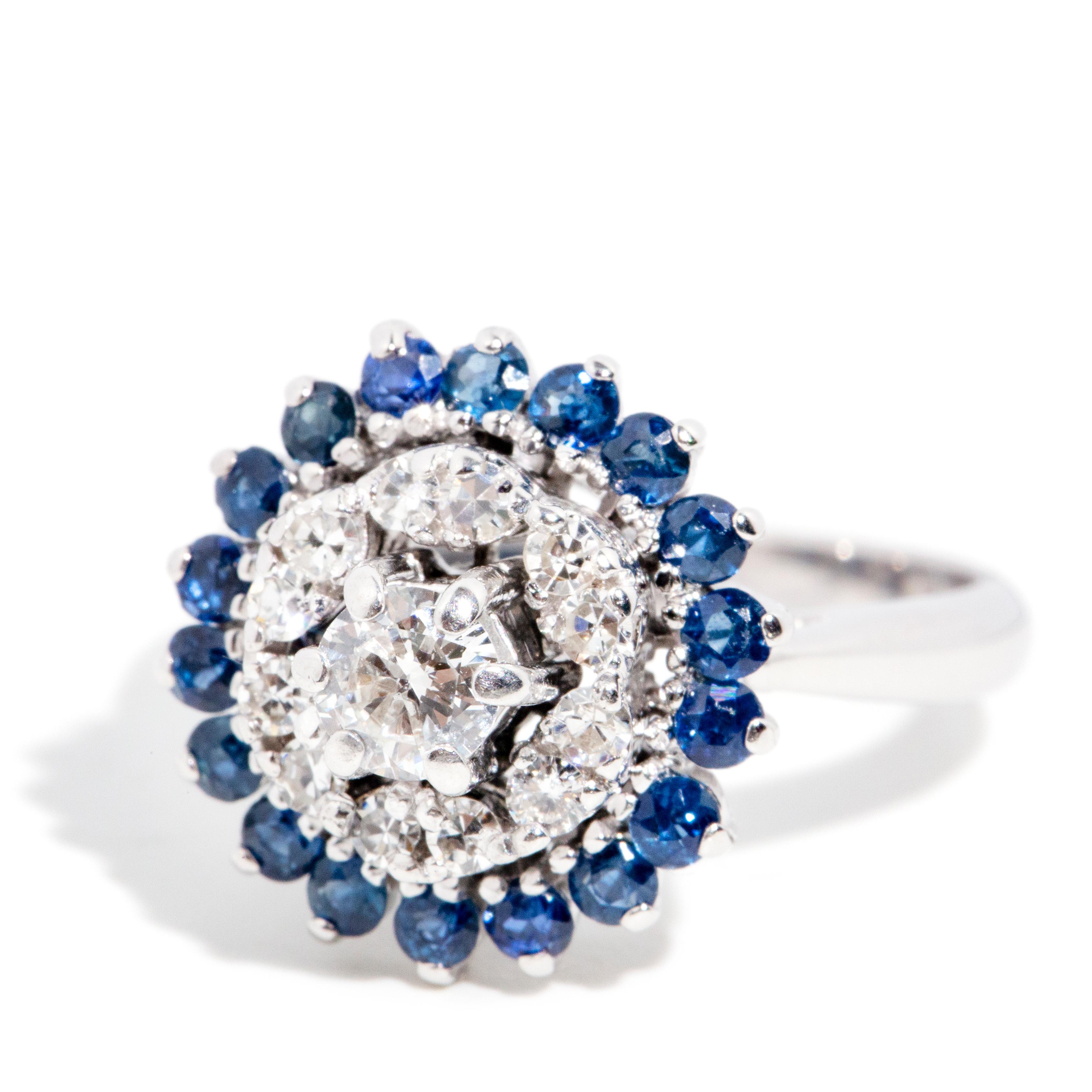 14 Karat Gold Halo-Ring mit natürlichem tiefblauem Saphir und Diamant, Vintage, ca. 1970er Jahre (Moderne)