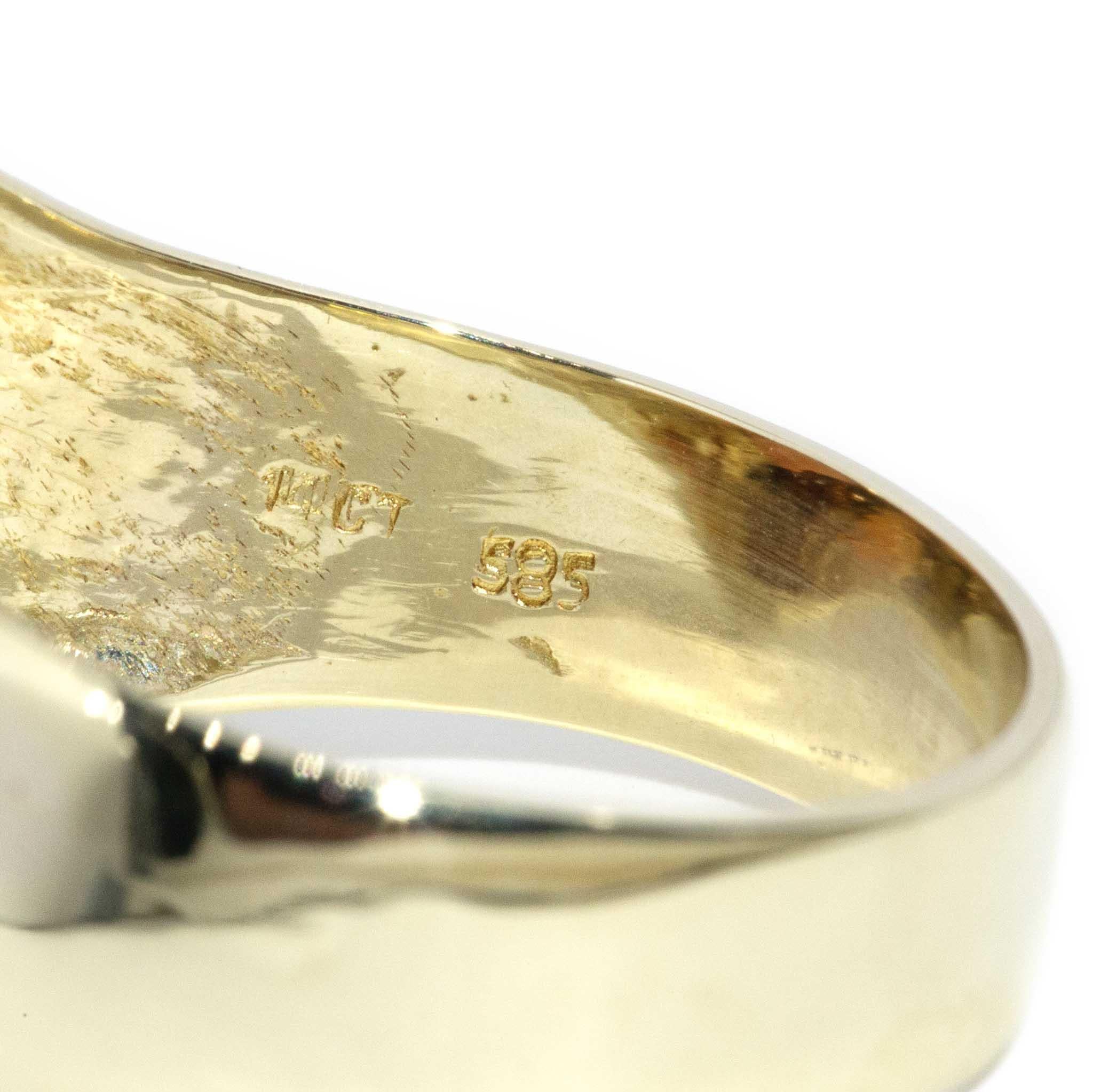 Vintage Circa 1970s Orange Tourmaline Domed Ring 14 Carat Yellow Gold For Sale 1