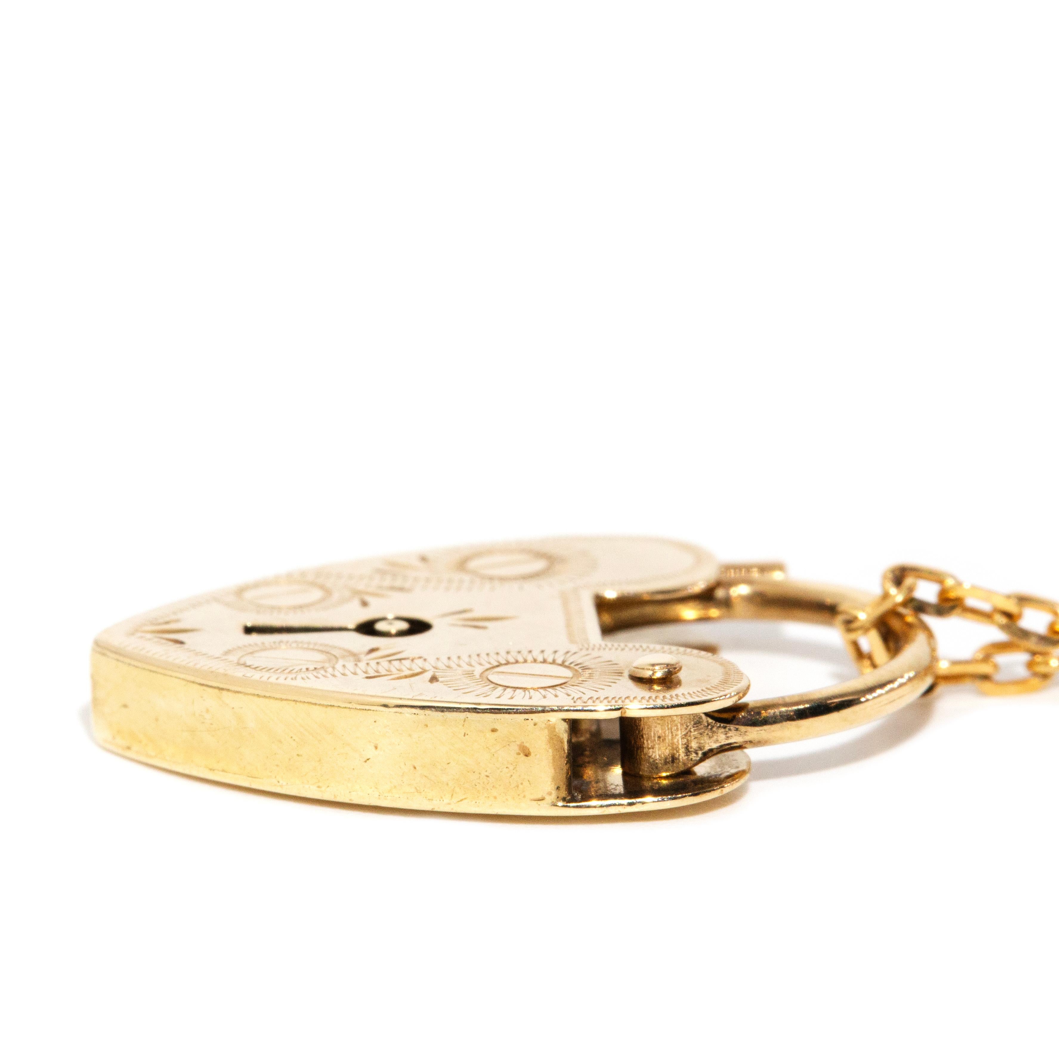 Women's Vintage Circa 1970s Patterned Heart Shaped Padlock & Chain 9 Carat Yellow Gold